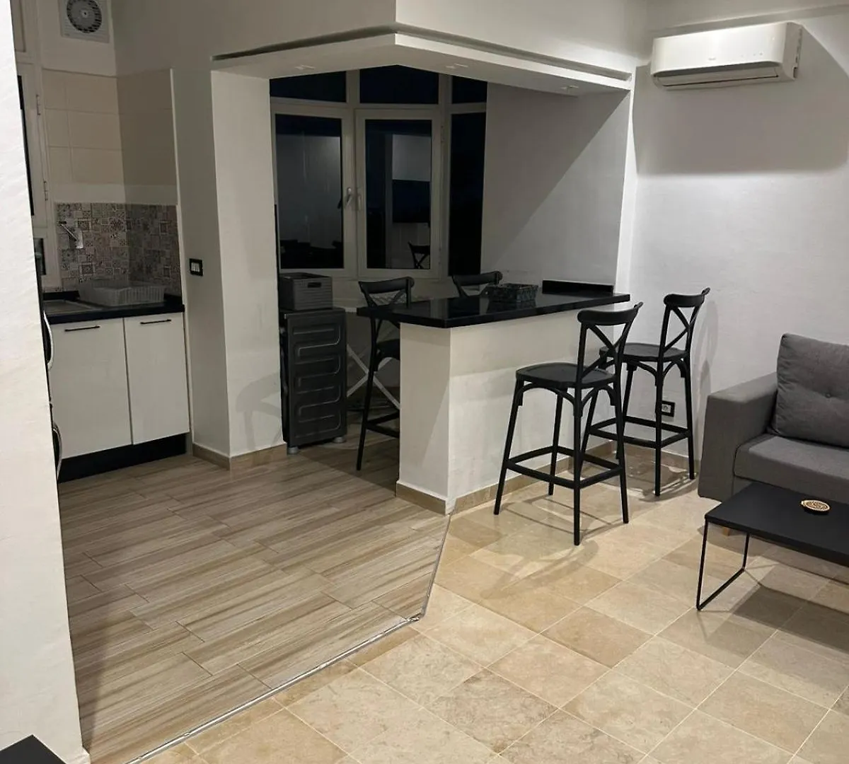 El Aouina Apartment Tunis